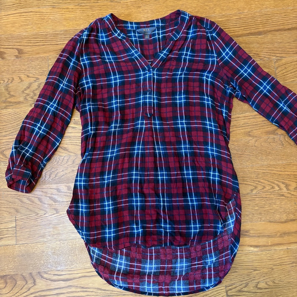 Mix by 41 Hawthorne Women's Plaid Tunic in Red and Blue